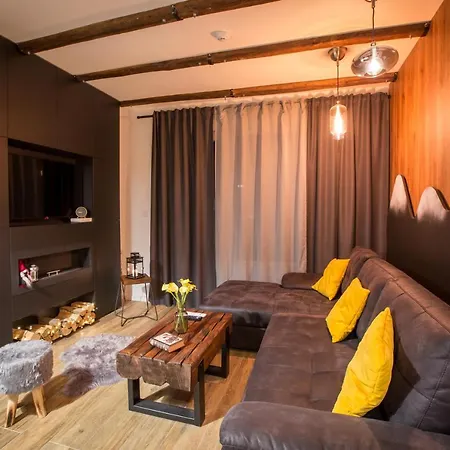 Apartment Apartman Pukikop *